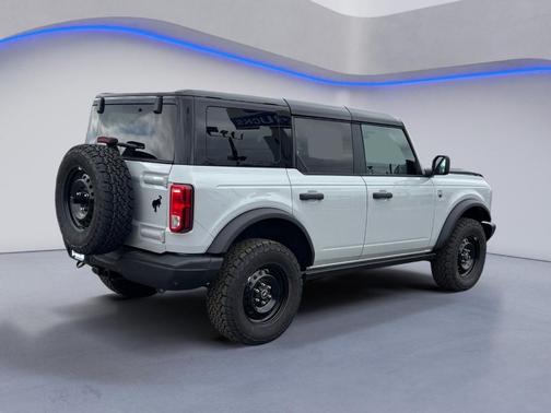 Avalanche 2026 Ford Bronco Big Bend