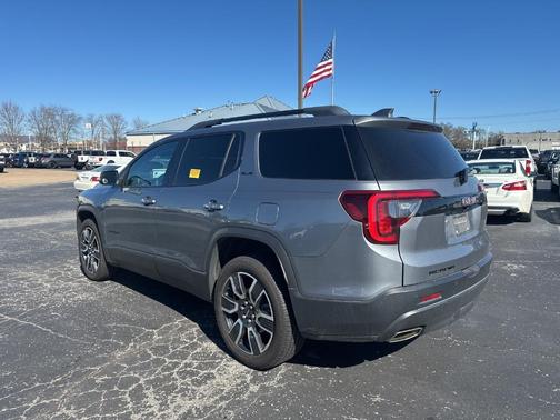 2021 GMC Acadia SLE