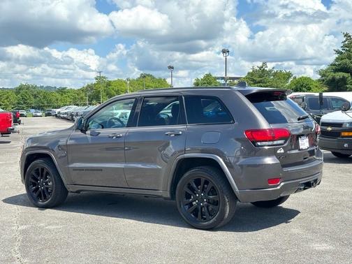 2019 Jeep Grand Cherokee Altitude