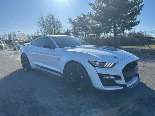 2021 Ford Shelby GT500 Base
