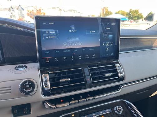 2023 Lincoln Navigator L Reserve