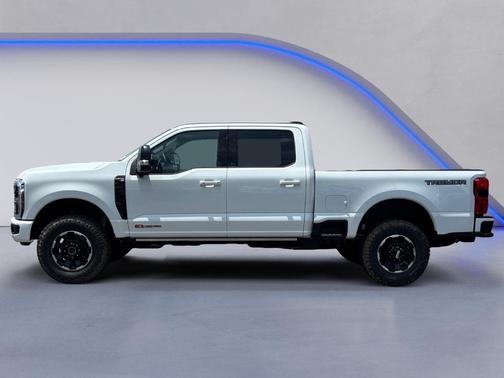 2025 Ford F-350 Platinum