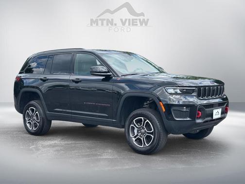 2022 Jeep Grand Cherokee Trailhawk