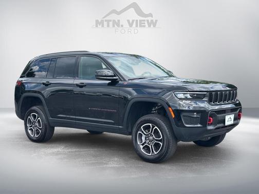 2022 Jeep Grand Cherokee Trailhawk