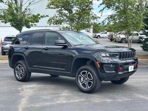 2022 Jeep Grand Cherokee Trailhawk
