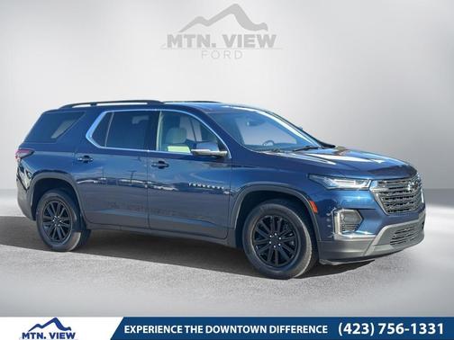 2022 Chevrolet Traverse LT Cloth