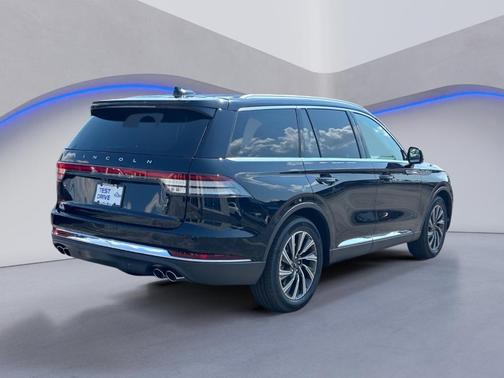 2025 Lincoln Aviator Premiere