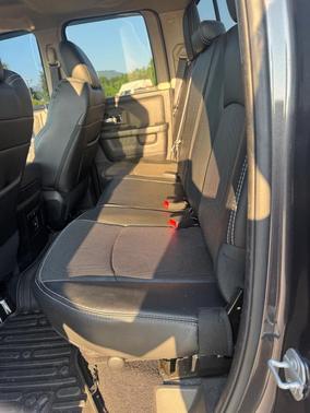 2015 RAM 1500 Laramie