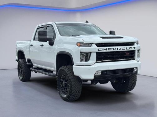 Summit White 2022 Chevrolet Silverado 2500 LT