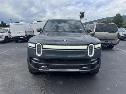 2022 Rivian R1T Adventure Package