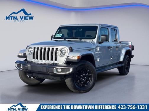 2023 Jeep Gladiator Overland