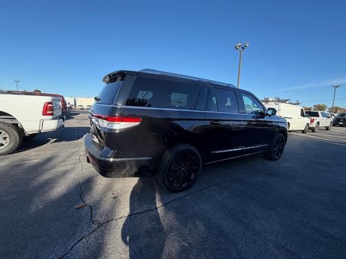 2023 Lincoln Navigator L Reserve