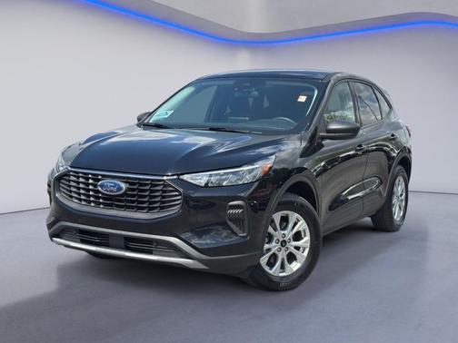 Black Metallic 2025 Ford Escape Active