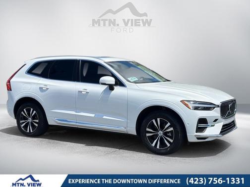 2022 Volvo XC60 Recharge Plug-In Hybrid T8 Inscription Expression