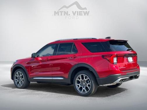 2025 Ford Explorer Platinum