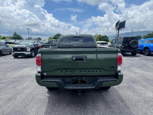2021 Toyota Tacoma TRD Sport