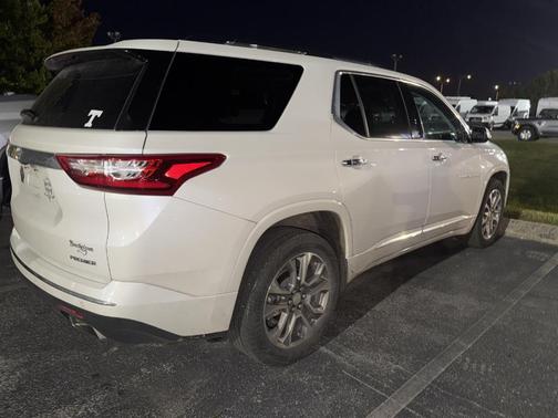 2021 Chevrolet Traverse Premier