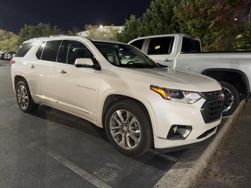 2021 Chevrolet Traverse Premier