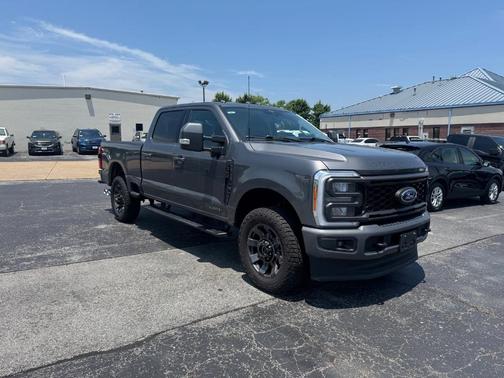 2023 Ford F-350 Lariat Super Duty