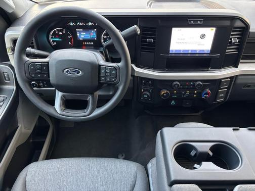 Oxford White 2026 Ford F-350 XL