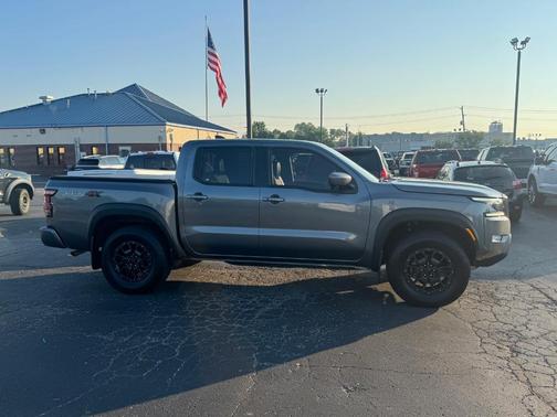 2022 Nissan Frontier PRO-4X