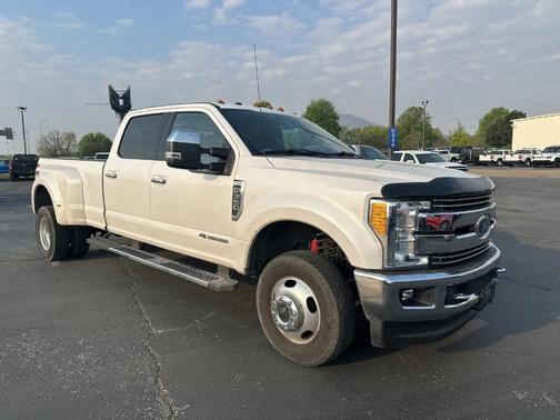 2017 Ford F-350 Lariat Super Duty