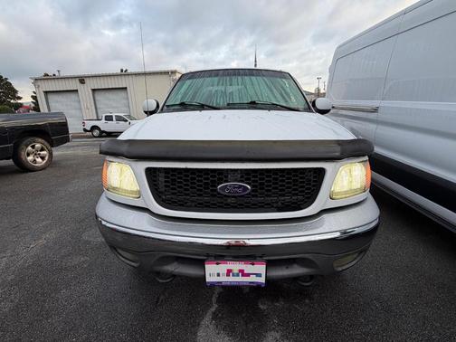 2002 Ford F-150 XLT SuperCrew