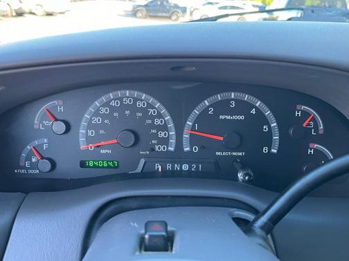2002 Ford F-150 XLT SuperCrew