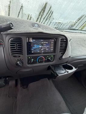 2002 Ford F-150 XLT SuperCrew