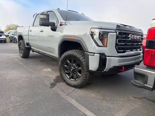 2025 GMC Sierra 2500 AT4