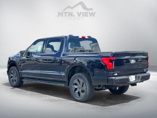 2025 Ford F-150 Lightning Flash