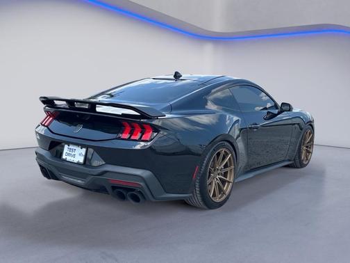 2024 Ford Mustang Dark Horse