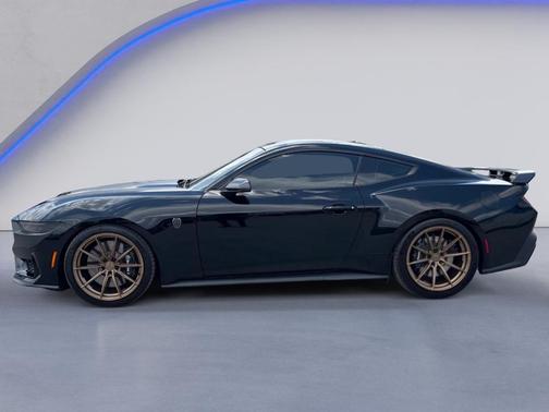 2024 Ford Mustang Dark Horse