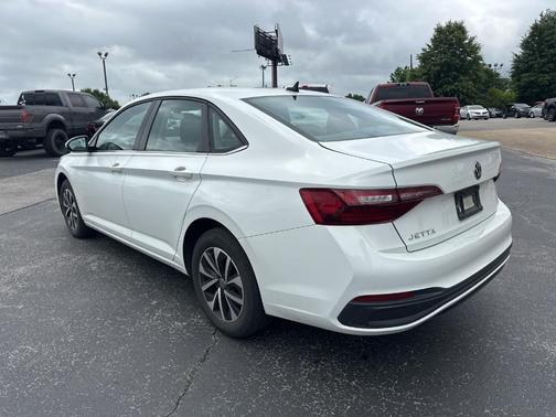Pure White 2023 Volkswagen Jetta 1.5T S