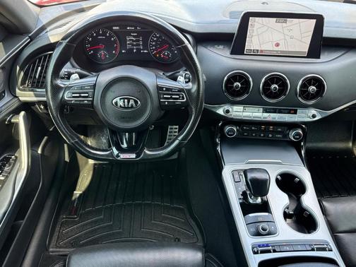 2018 Kia Stinger GT2