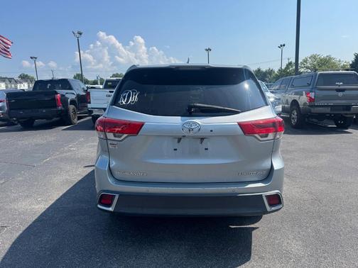 2017 Toyota Highlander Limited