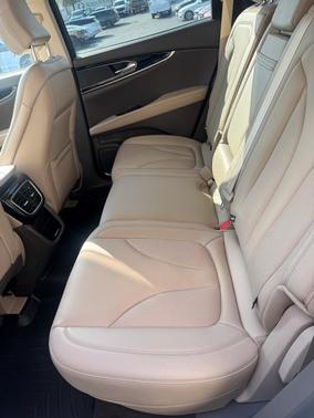 2021 Lincoln Nautilus Standard
