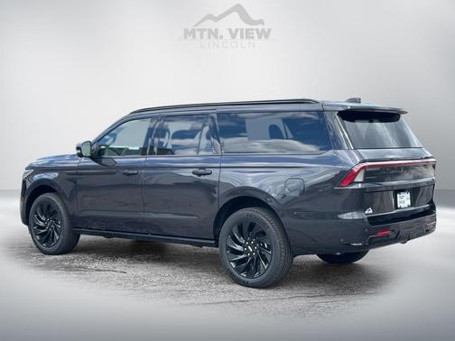 2025 Lincoln Navigator L Reserve