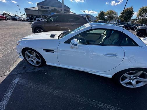 2014 Mercedes-Benz SLK-Class SLK350