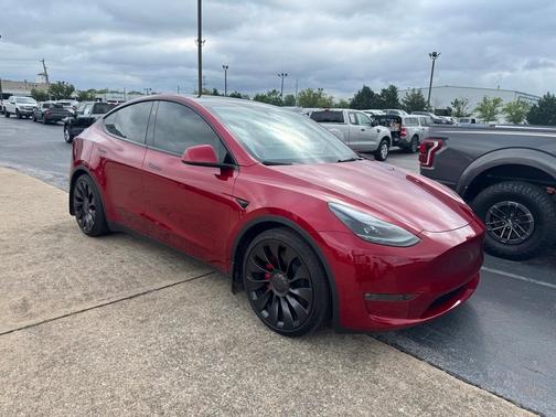 2025 Tesla Model Y Performance