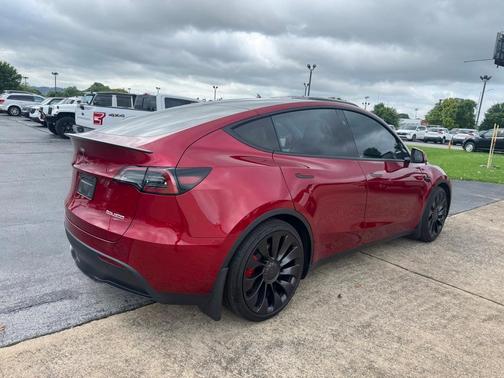 2025 Tesla Model Y Performance