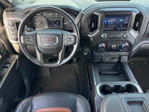 2022 GMC Sierra 2500 AT4