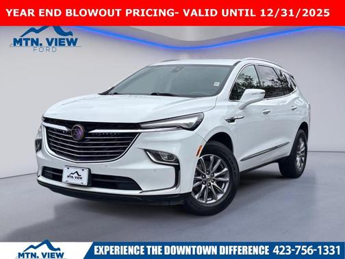 2023 Buick Enclave Essence