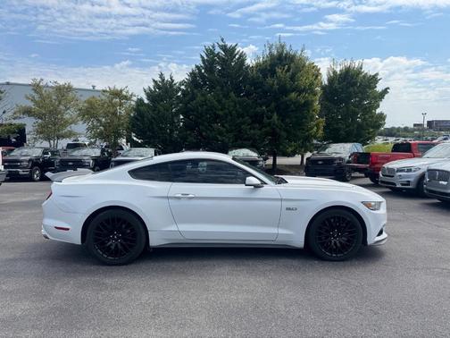 2017 Ford Mustang GT