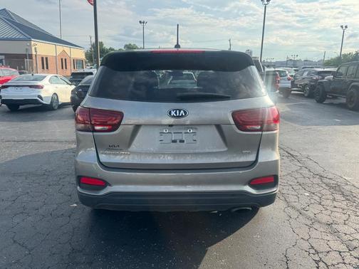 2019 Kia Sorento LX