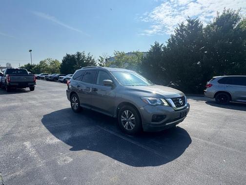 2019 Nissan Pathfinder SL