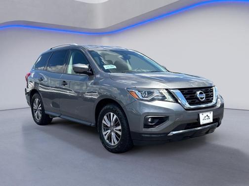2019 Nissan Pathfinder SL