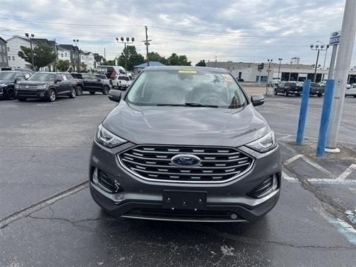 2021 Ford Edge Titanium