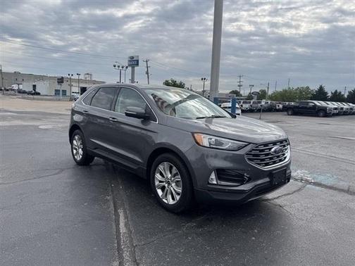 2021 Ford Edge Titanium
