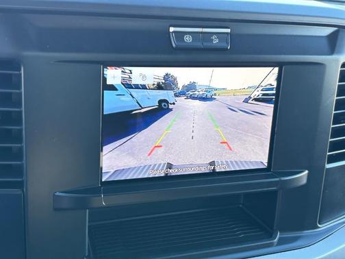 Oxford White 2026 Ford F-350 XL